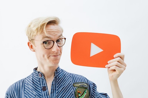 George Blackman – The YouTube Scriptwriter's Playbook
